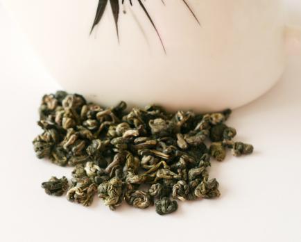 Зеленый чай Би Ло Чунь